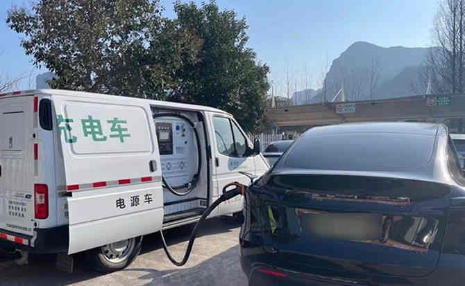 潼南区汽车搭电