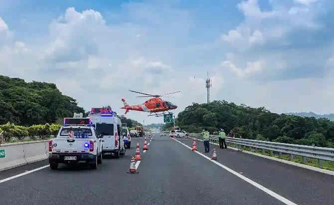潼南区高速公路汽车救援案例