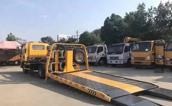 潼南区汽车中途维修案例